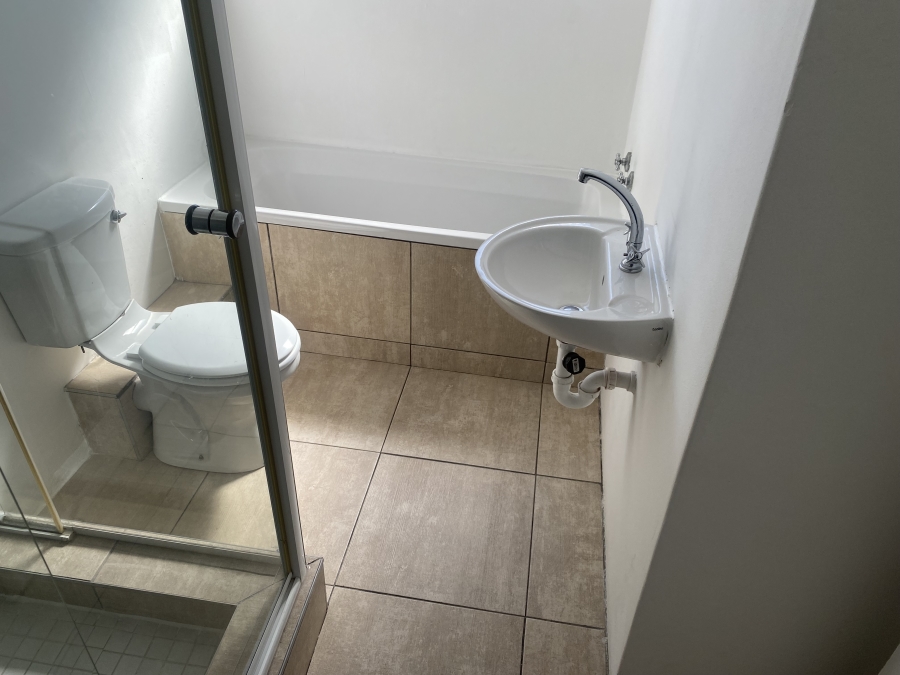 To Let 2 Bedroom Property for Rent in Tijgerhof Western Cape